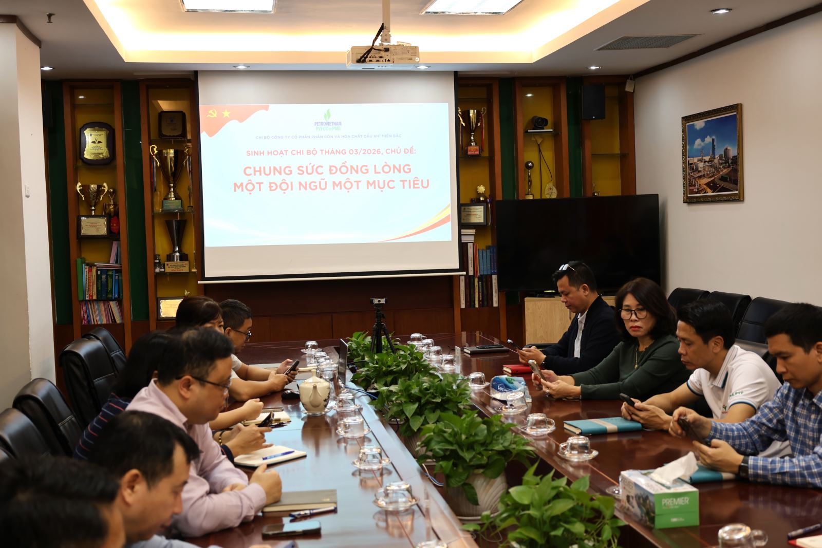 Chi bộ PVFCCo-PMB tổ chức sinh hoạt Chi bộ định kỳ tháng 3 năm 2026.